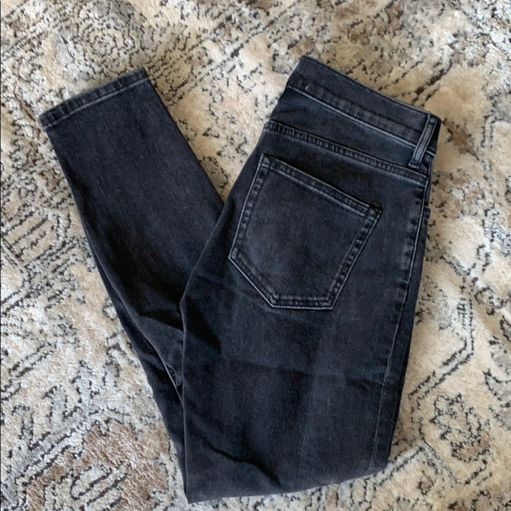 Everlane Mid Rise Skinny Jean